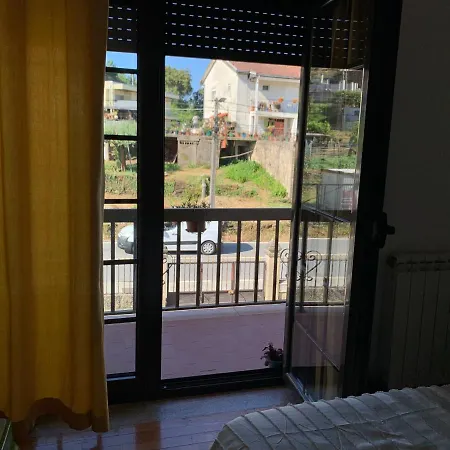 Casa Pedravedra Pensión *
