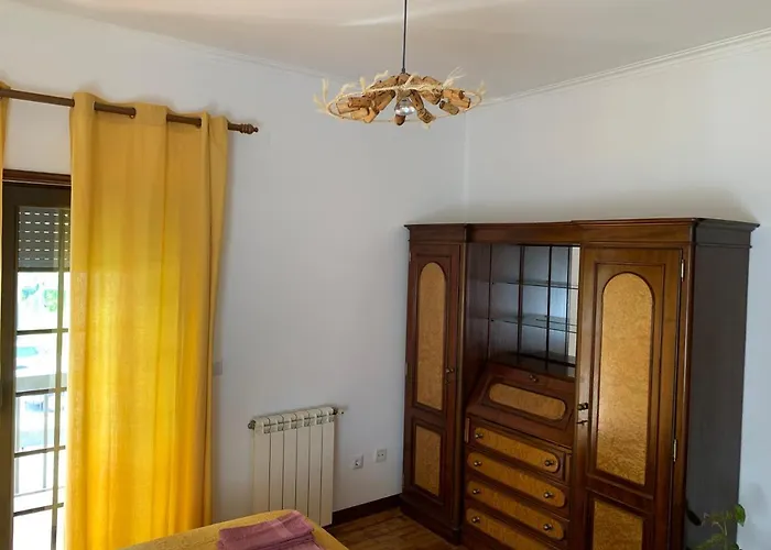 Casa Pedravedra 게스트하우스 *