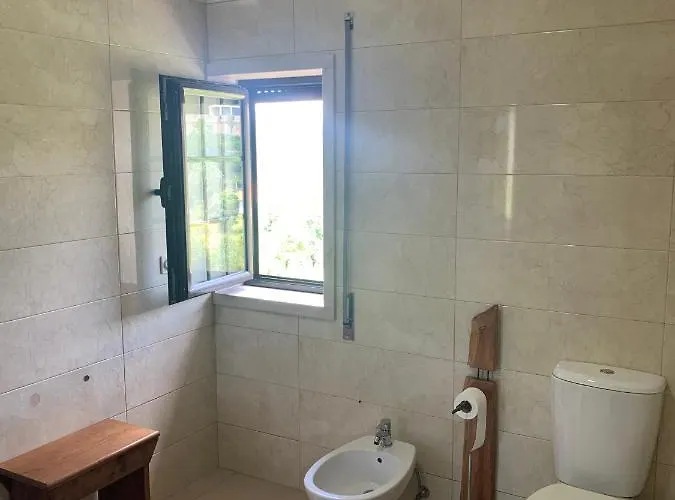 Casa Pedravedra 게스트하우스 *